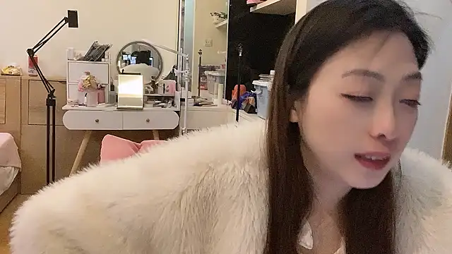 美女Lucky_guoguo1在线直播