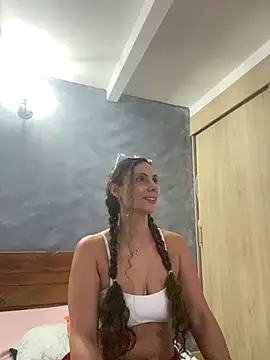 mafeeross - MafeeRoss's free webcam - UK Sex Cams