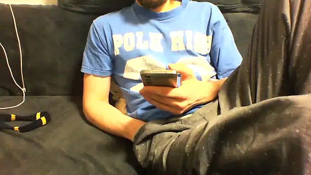 kaelnox - KaelNox's free webcam - UK Sex Cams