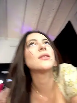 TeaseDollXXX from StripChat is Freechat