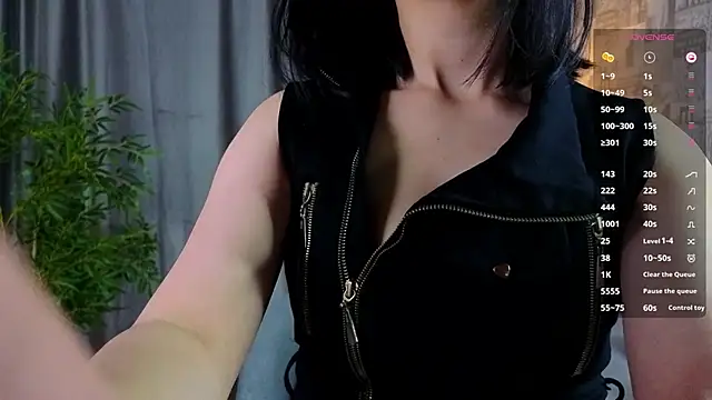 suzysult - SuzySult's free webcam