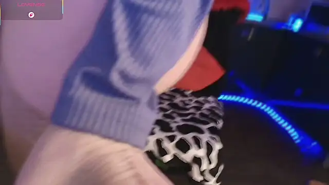 emlana (F milf) - control me 5 min + gift