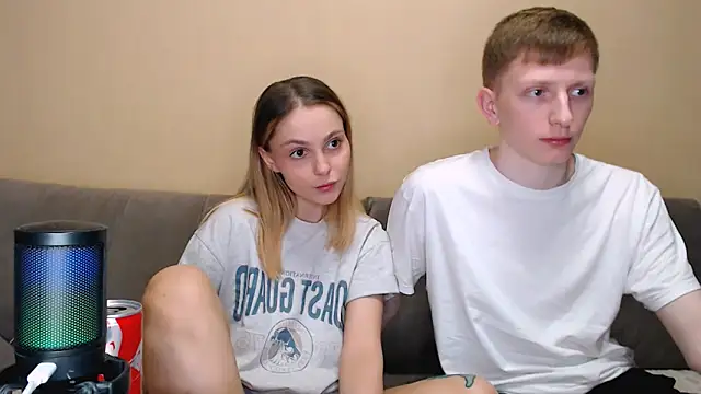 juliaanddima (G young) - show ass doggy naked