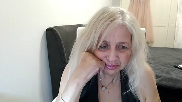 susilifexxx - SusiLifeXXX's free webcam - UK Sex Cams