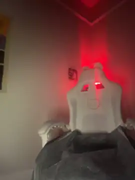 Webcam Model (Lunalovesyou8)  is live.Free join now!