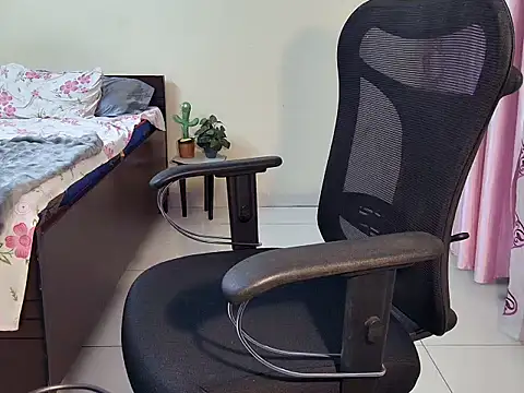 avnii_09 (F young) - Spank On Ass 10xxx🍑✨