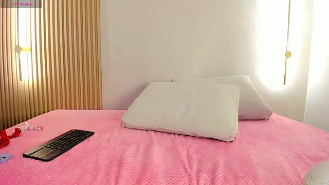 lua_rosse - Lua_rosse's free webcam