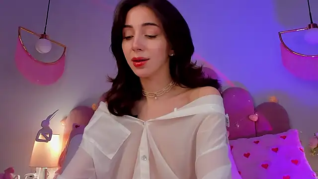 elsayoung - ElsaYoung's free webcam