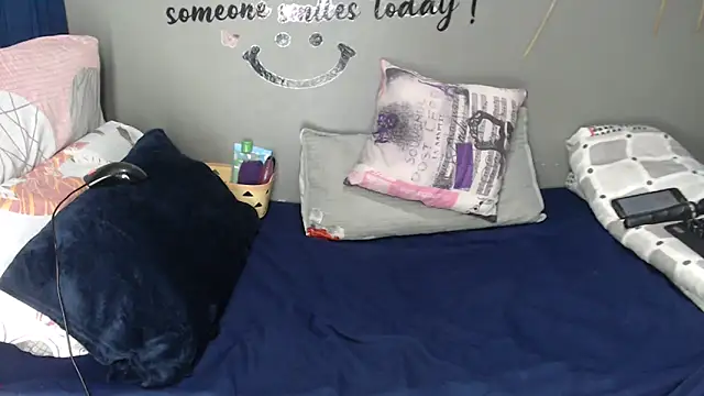 black_berry_xxx (F young) - OIL TITTIES