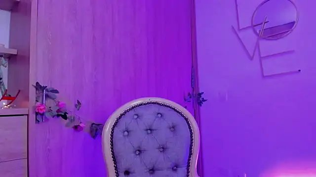 Amatiista live sex cam