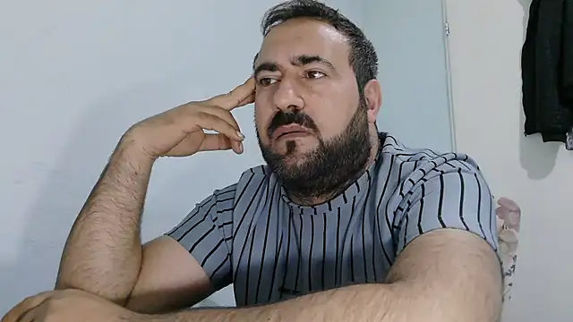 mio_jaks (Ask my age) - Does anyone want sperm? :wanker: