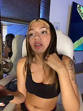 isabella18_pink - Isabella18_pink's free webcam - UK Sex Cams