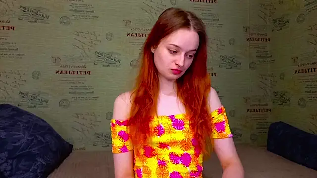 emi_less - Emi_less's free webcam