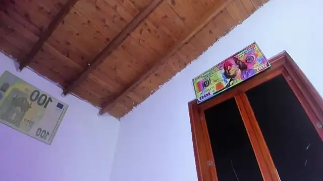 saranasty - Saranasty's free webcam