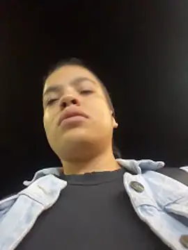 juanitamore01 - JuanitaMore01's free webcam - UK Sex Cams