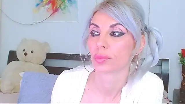 honeylara - HoneyLara's free webcam