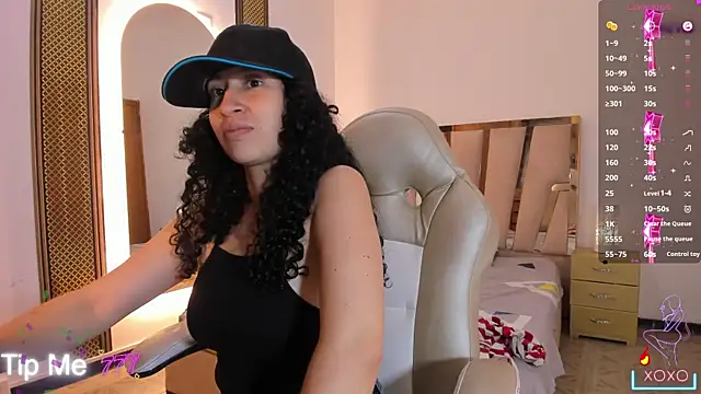 noamalak7 (F young) - slap ass