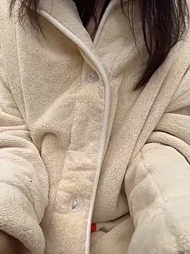 美女kara-tt在线直播