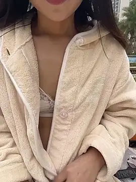 美女kara-tt在线直播