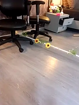 yiyisandoval - Yiyisandoval's free webcam