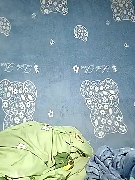 noelle-e - Noelle-e's free webcam