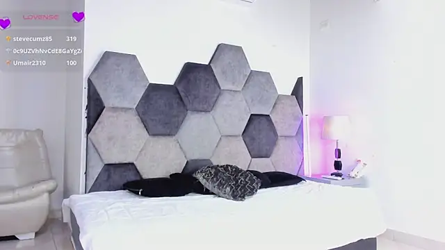 dulcejones - DulceJones's free webcam