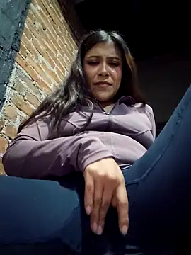 -thecatcrazy- - -TheCatCrazy-'s free webcam