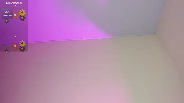 lylah_brosst - Lylah_brosst's free webcam - UK Sex Cams