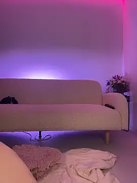 scarletflameee - ScarletFlameee's free webcam - UK Sex Cams