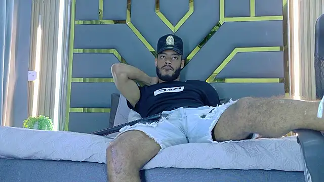 oliver_bigblack_cock (M young) - cum public