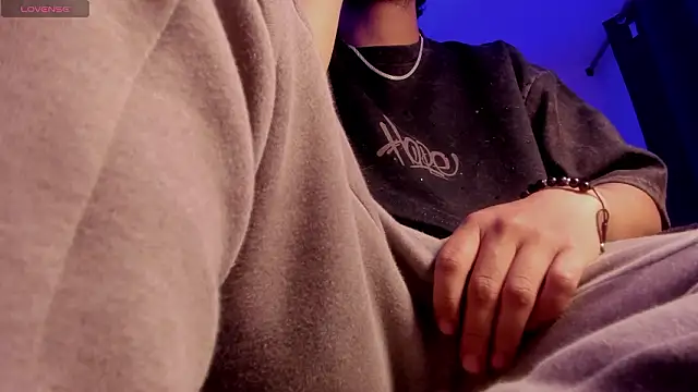 s_sven03 live sex cam