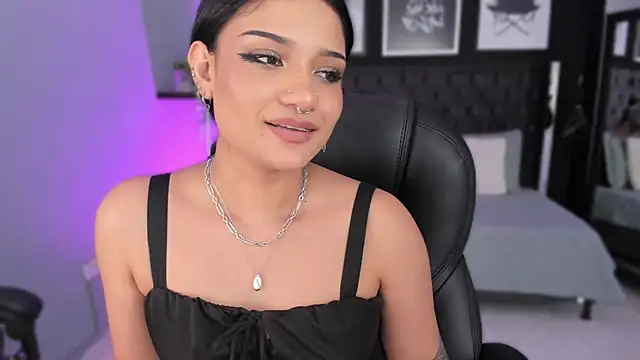 renee_shelby_ (F young) - full naked-blow job 🥵😈