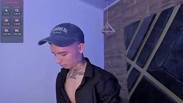 ian_castillo_ (M twink) - fuck my dildo