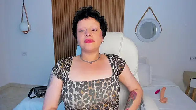 Alaska_deluxe webcam stripchat model stream image