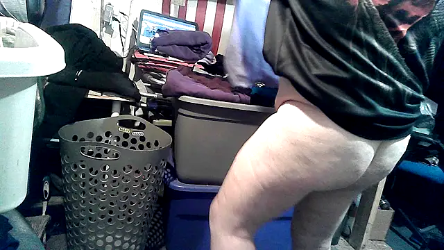oldmanphlwiss (M grandpa) - #american #bisexuals #blondes #cam2cam #chunky #grandpas #hairy #hairy-armpits #handjob #masturbation #middle-priced-privates #mustache #office #sex-toys #small-audience #small-cock #striptease #twerk #white