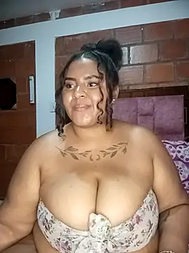 Webcam Model (Valentina_belmont)  is live.Free join now!