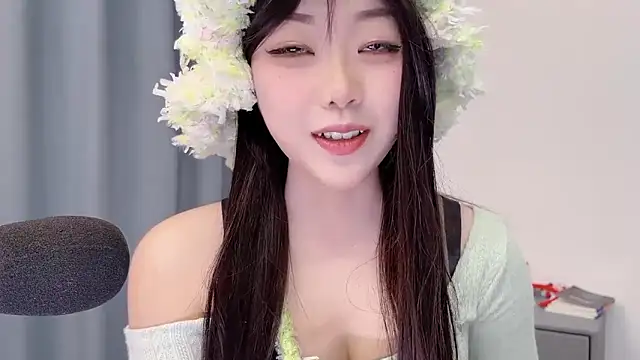 美女smalldaisy在线直播