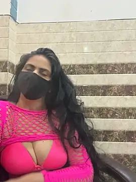 Webcam Model (SashaPatel) is live