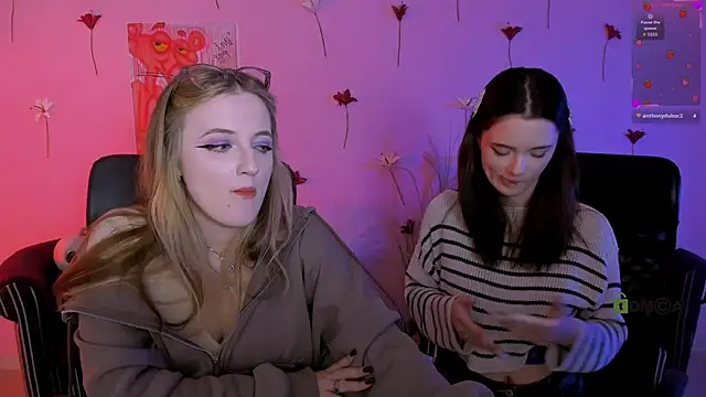 liana_kisses - Liana_kisses's free webcam - UK Sex Cams