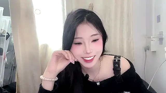 美女yiyibaby2026在线直播