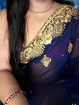 Rashmi_sharma_0