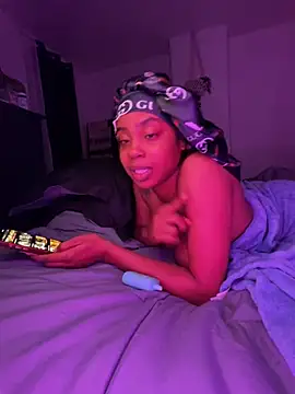 therealoshunqueen - TheRealOshunQueen's free webcam