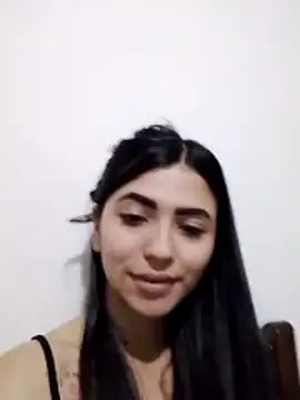 valeria-07 - Valeria-07's free webcam