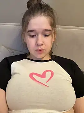 hornygirlh - HornyGirlH's free webcam