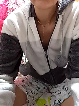 nanitafun - NanitaFun's free webcam