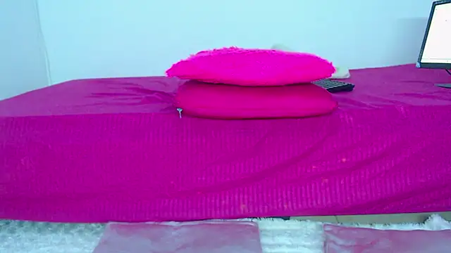 milytylor - Milytylor's free webcam