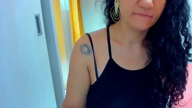 alaskmiller1 - Alaskmiller1's free webcam