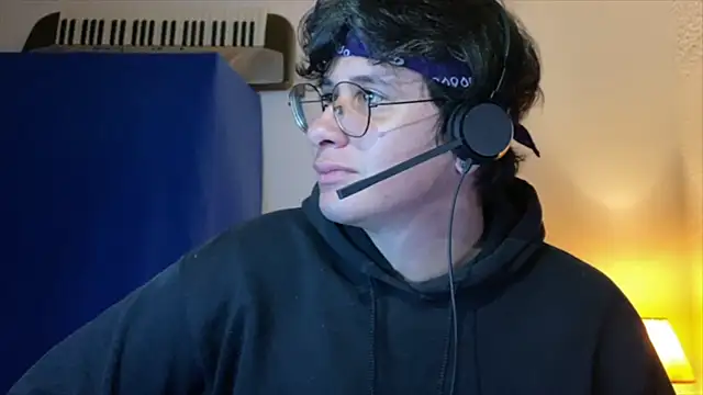 diegoquinteroxxx - Diegoquinteroxxx's free webcam