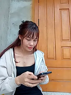 aiai220 - Aiai220's free webcam