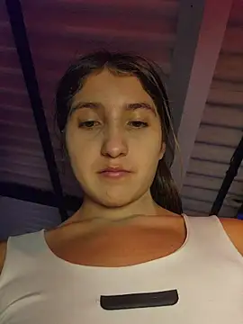 cute_emily_xxx - Cute_Emily_xxx's free webcam